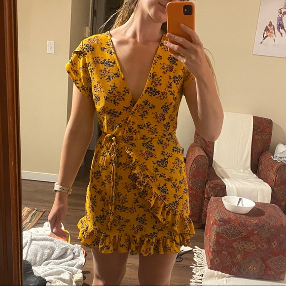 Wrap front dress - Picture 1 of 3